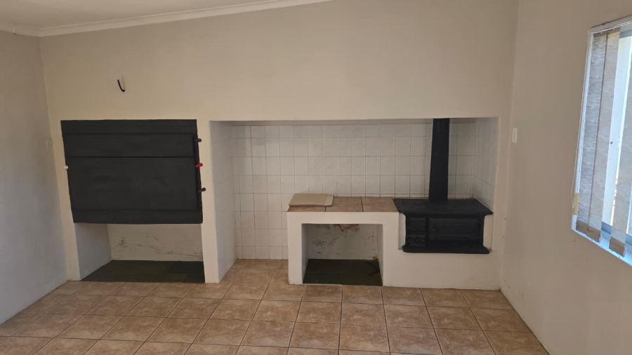 To Let 3 Bedroom Property for Rent in Pineview Western Cape